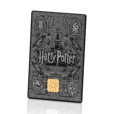 Black Harry Potter-themed credit card with Hogwarts and Gryffindor crest design, featuring a gold chip, perfect for Harry Potter fans and collectible card enthusiasts.